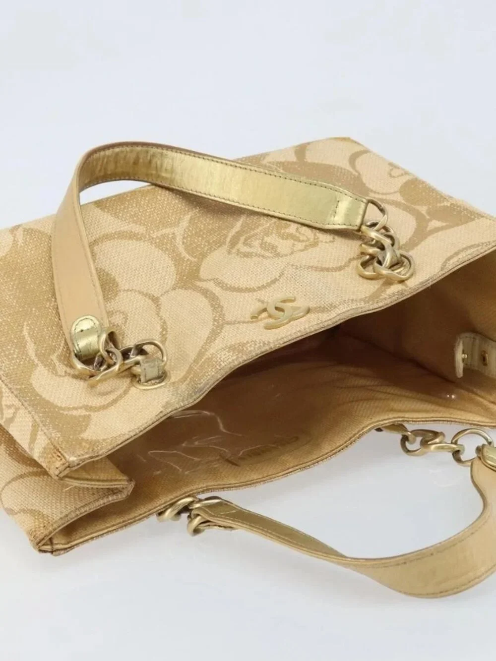 CHANEL Tote Bag Straw Beige Gold CC Auth bs33645